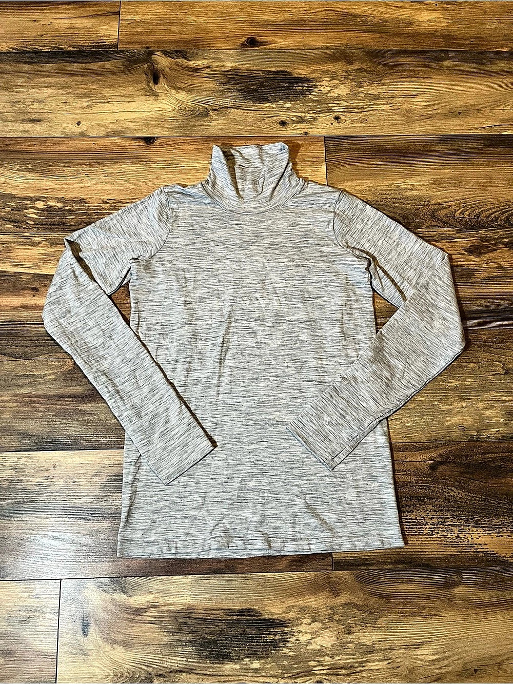 Athleta Foresthill Ascent Turtleneck Women’s L Gray Wool Blend Baselayer Active